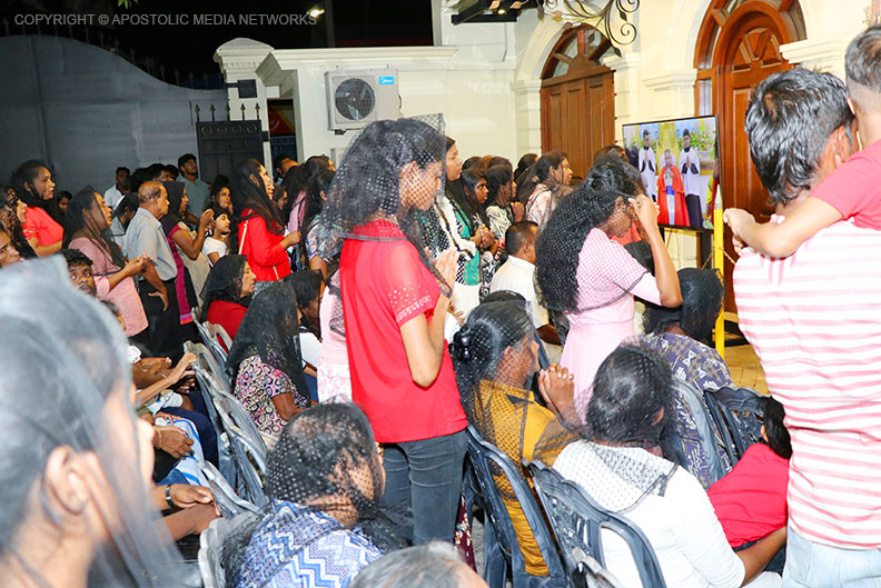Living Apostle Living Apostle