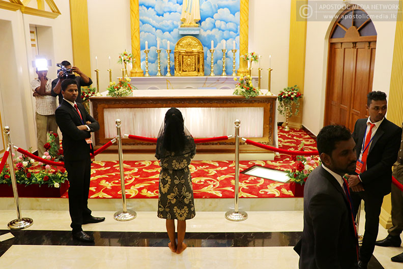 His Holiness The Apostle Rohan Lalith Aponso - The Apostle, who was given to the world by Lord Jesus Christ, at a time when there was not a single Apostle living in this world